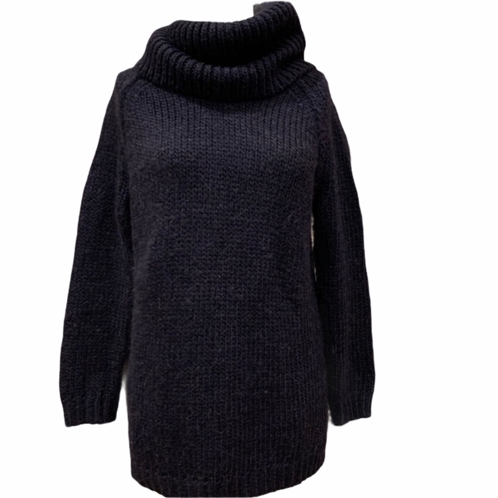 Alice + Olivia knitted sweater size M